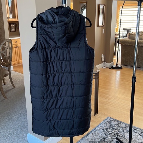 Muyise Women's Plus Size Long Down Vest - Picture 8 of 10